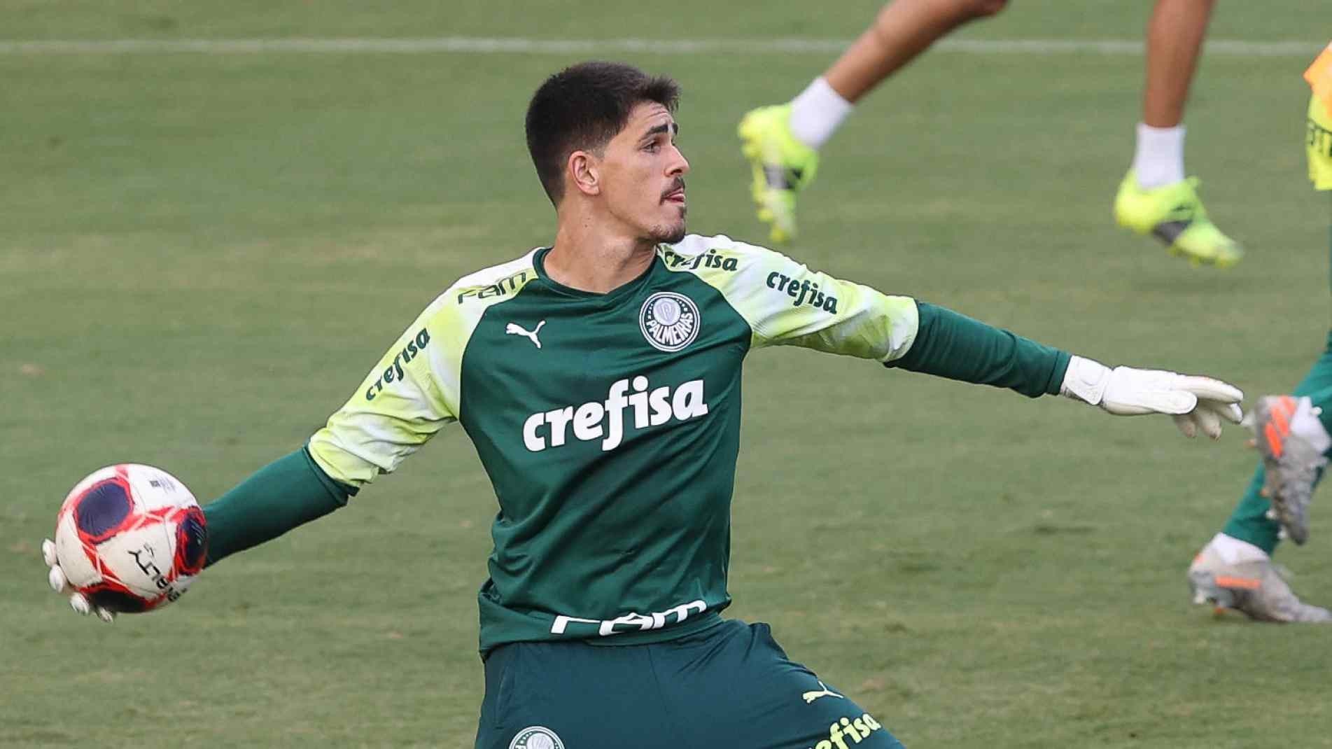 Vinicius Silvestre será o goleiro palmeirense em Campinas.