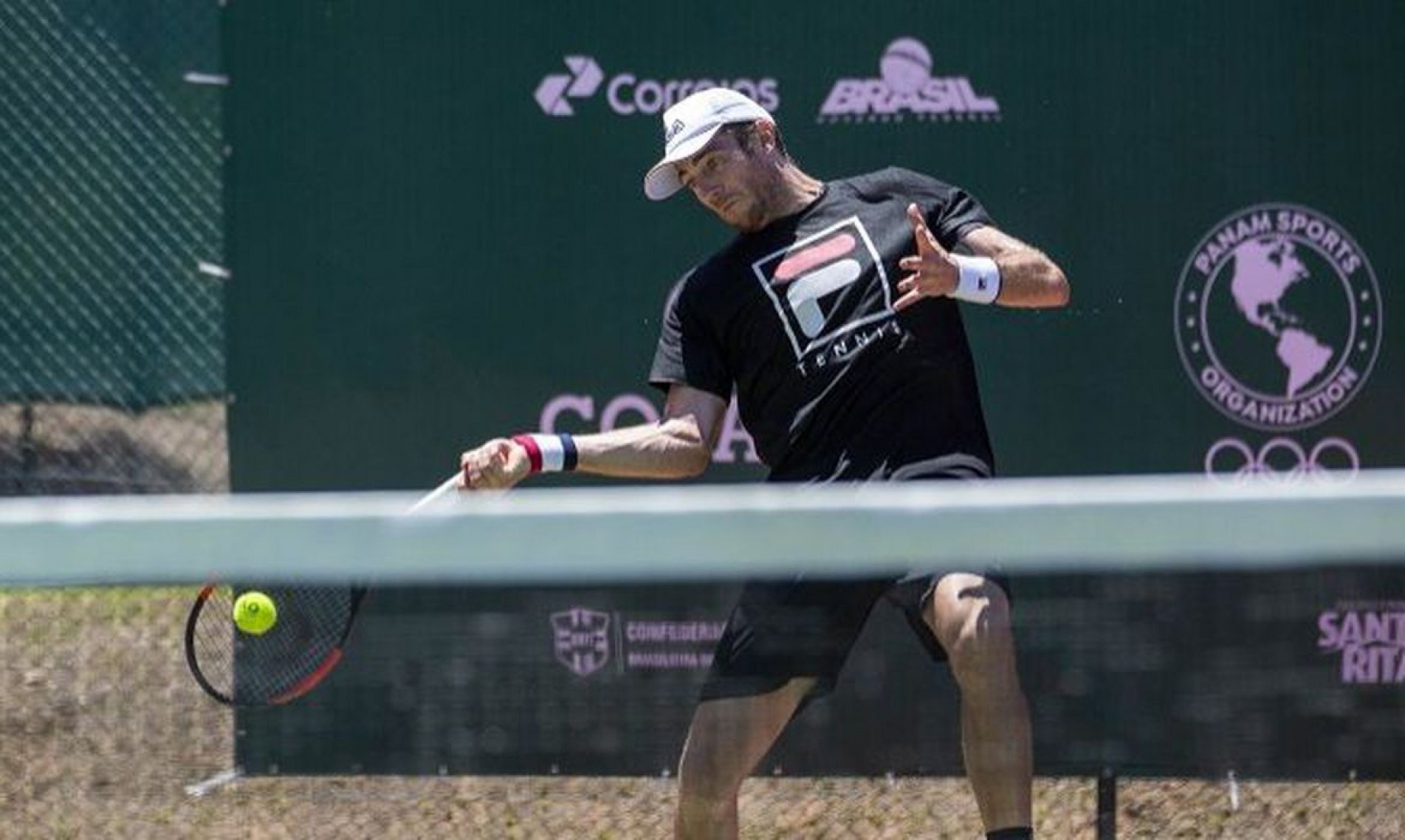 Marcelo Demoliner avança em Estoril e Thiago Monteiro cai em Munique