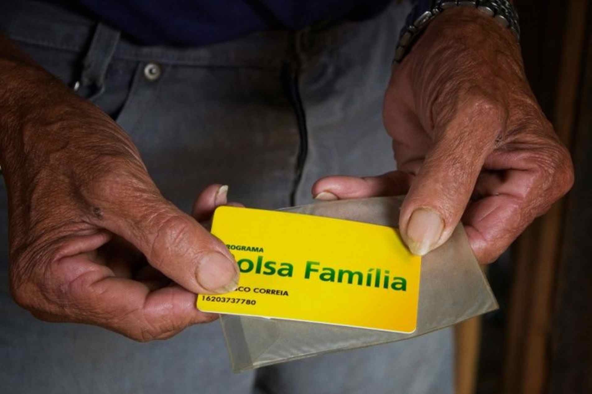 O valor médio do Bolsa Família pode aumentar dos atuais R$ 190 para R$ 250  
