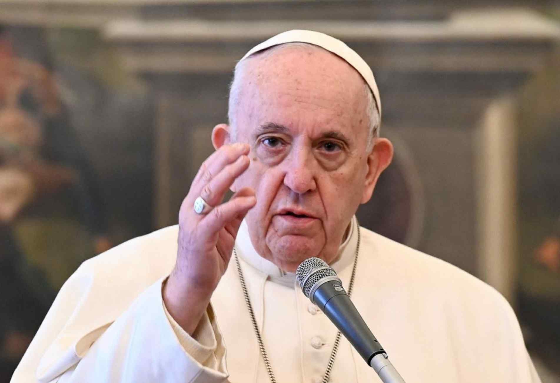 Papa expressa vergonha por escândalo de abusos sexuais de crianças na França