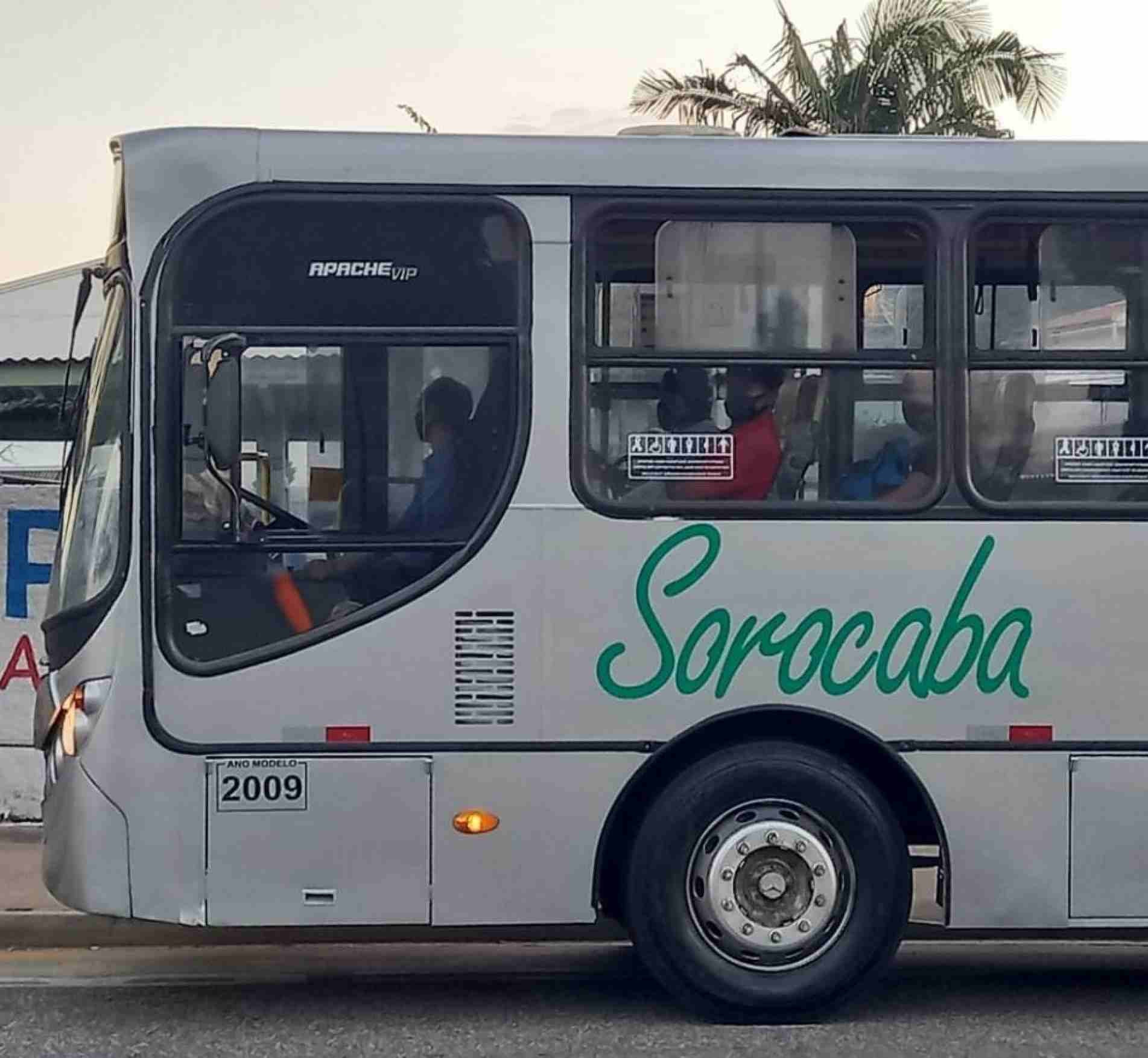 Ônibus da City Transportes.