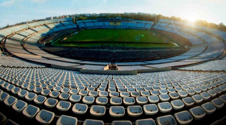 Estádio Centenário, em Montevidéu, receberá as finais únicas da Libertadores e da Sul-Americana de 2021