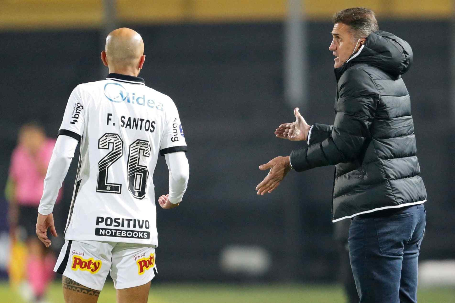 Técnico viu Corinthians ser goleado na Sul-Americana.