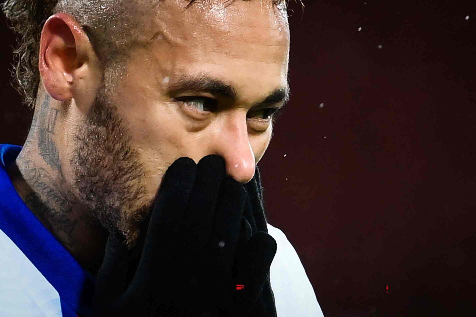 Neymar errou pênalti, mas Lille levou o nacional mesmo com a vitória do PSG