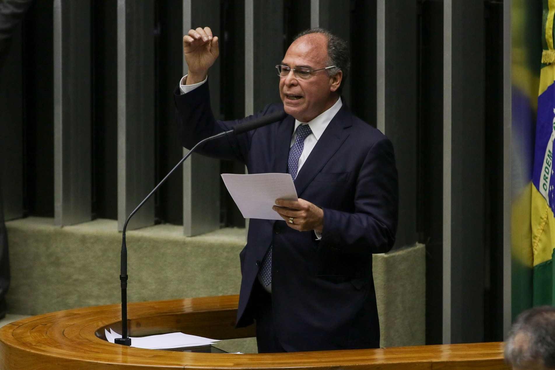 O líder do governo, senador Fernando Bezerra Coelho, é investigado pela PF.