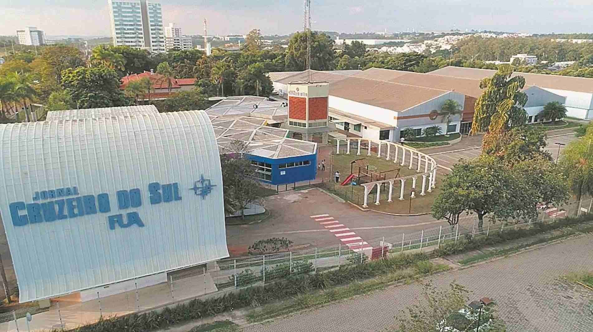 Vista geral da sede do jornal Cruzeiro do Sul no Alto da Boa Vista