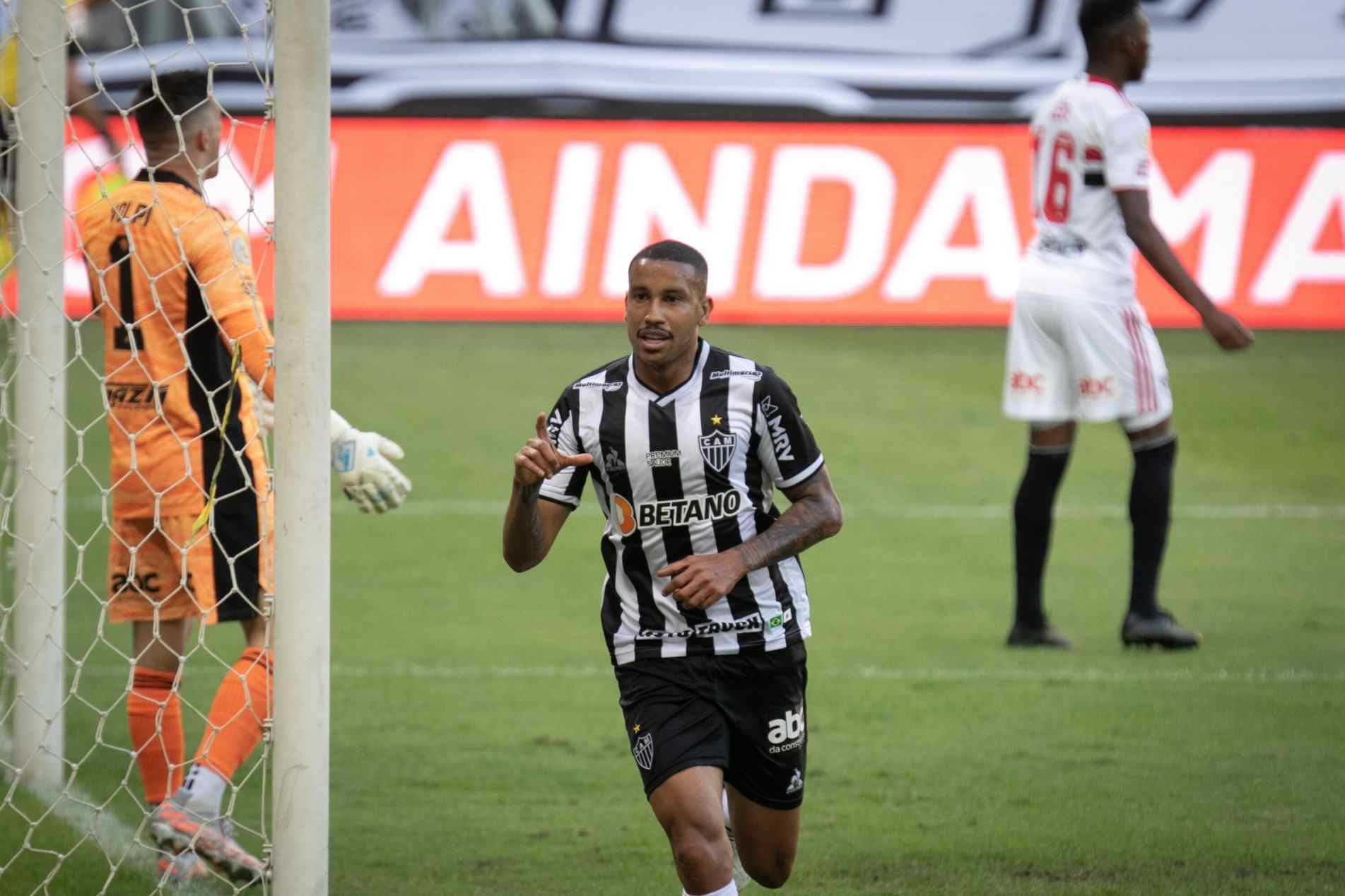 Jair marcou o gol que deixou o Tricolor com apenas um ponto em nove disputados.