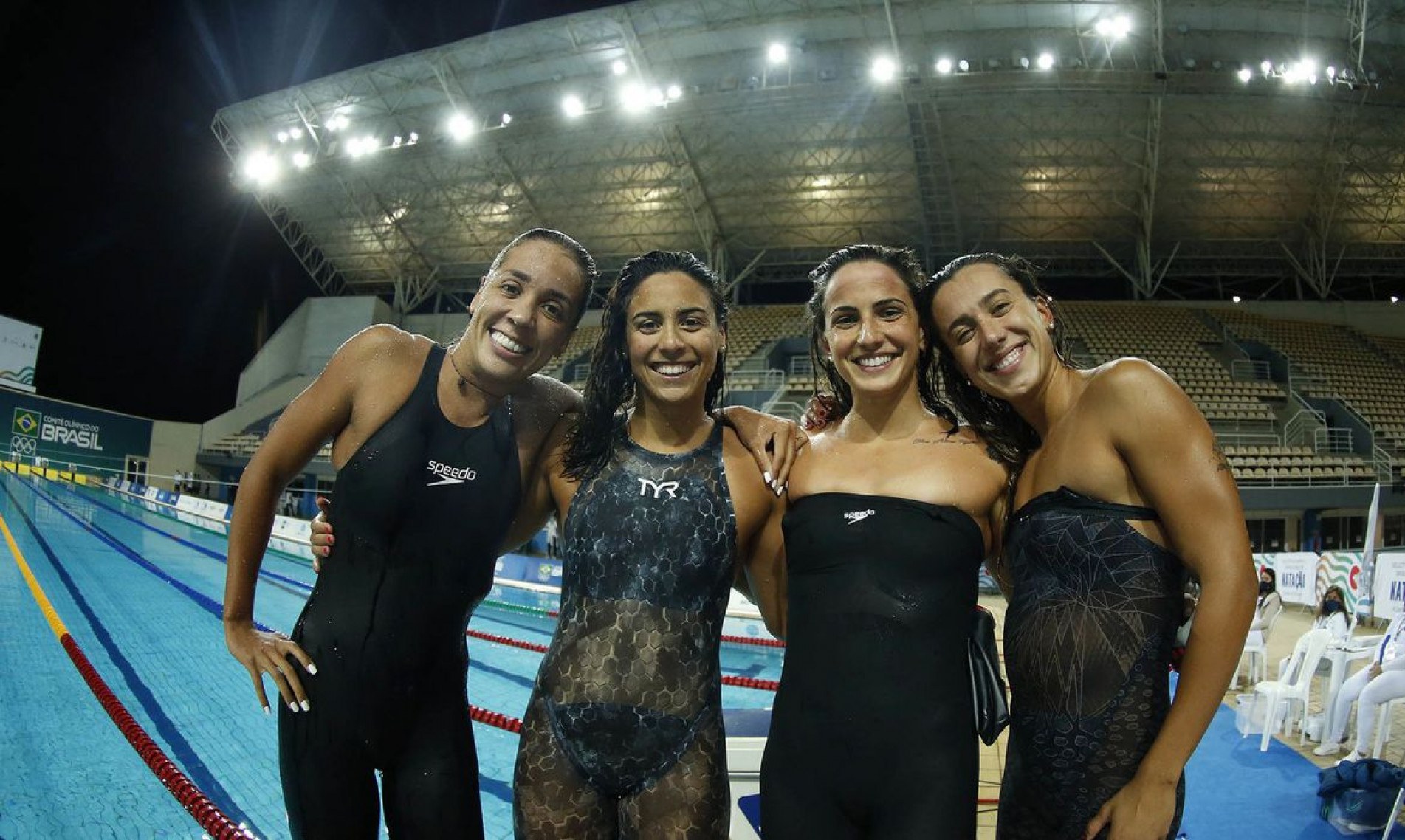 Natação: Brasil garante vaga no revezamento feminino 4x200m em Tóquio