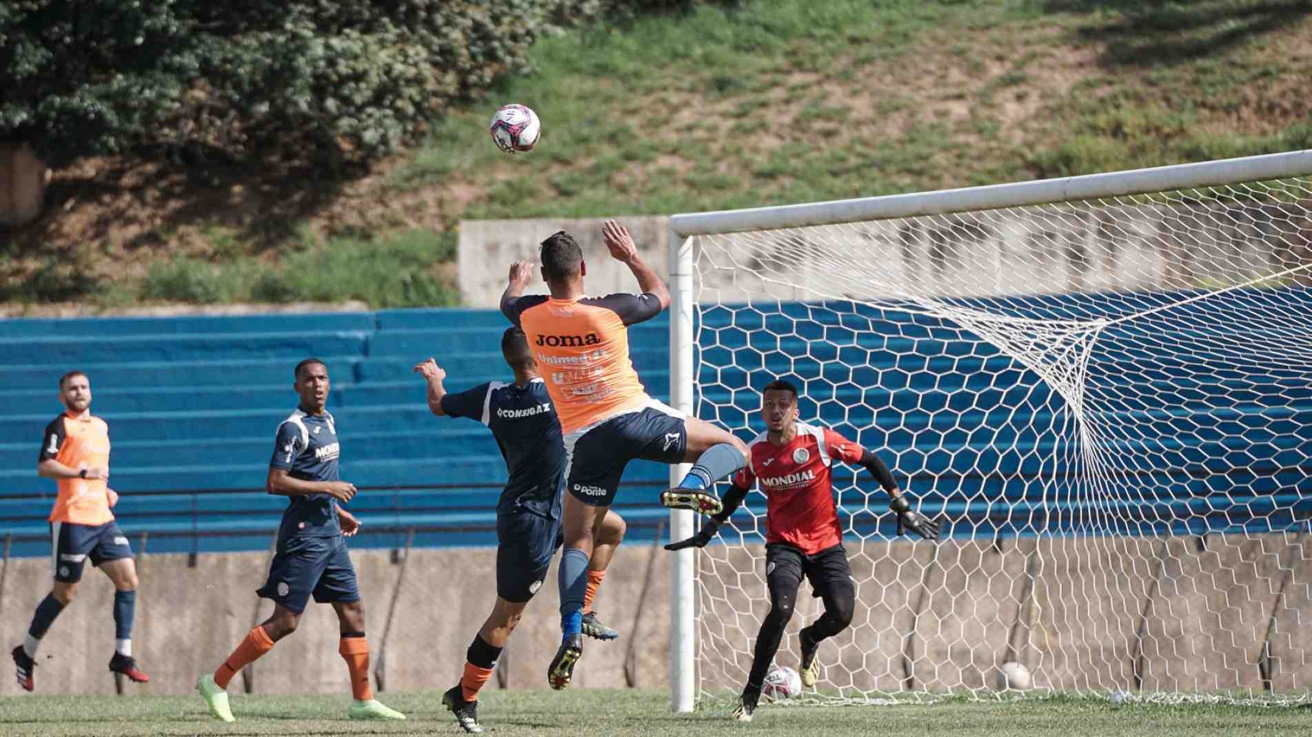 Partida acabou 5 a 0 para o São Bento, com gols de Cavalo, Lucas Lima e Paulo Morais