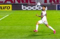 Emiliano Rigoni &eacute; dos poucos destaques na campanha tricolor. - ADRIANA SPACA / ESTAD&Atilde;O CONTE&Uacute;DO