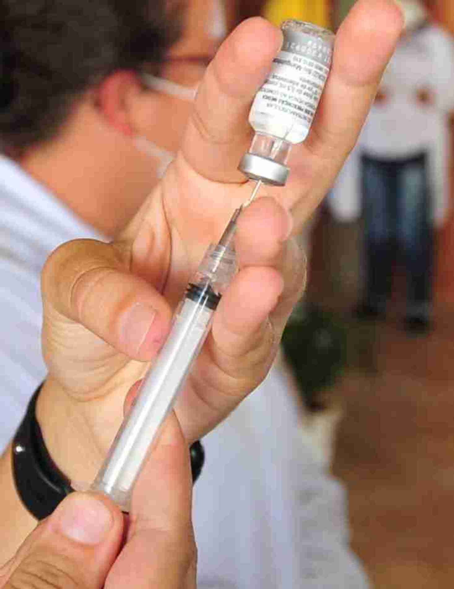 Imunizante estará disponível em cinco pontos da cidade, sem agendamento.