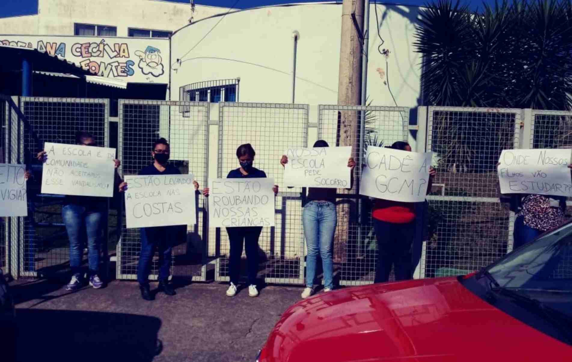 Moradores haviam organizado um protesto para chamar a atenção.