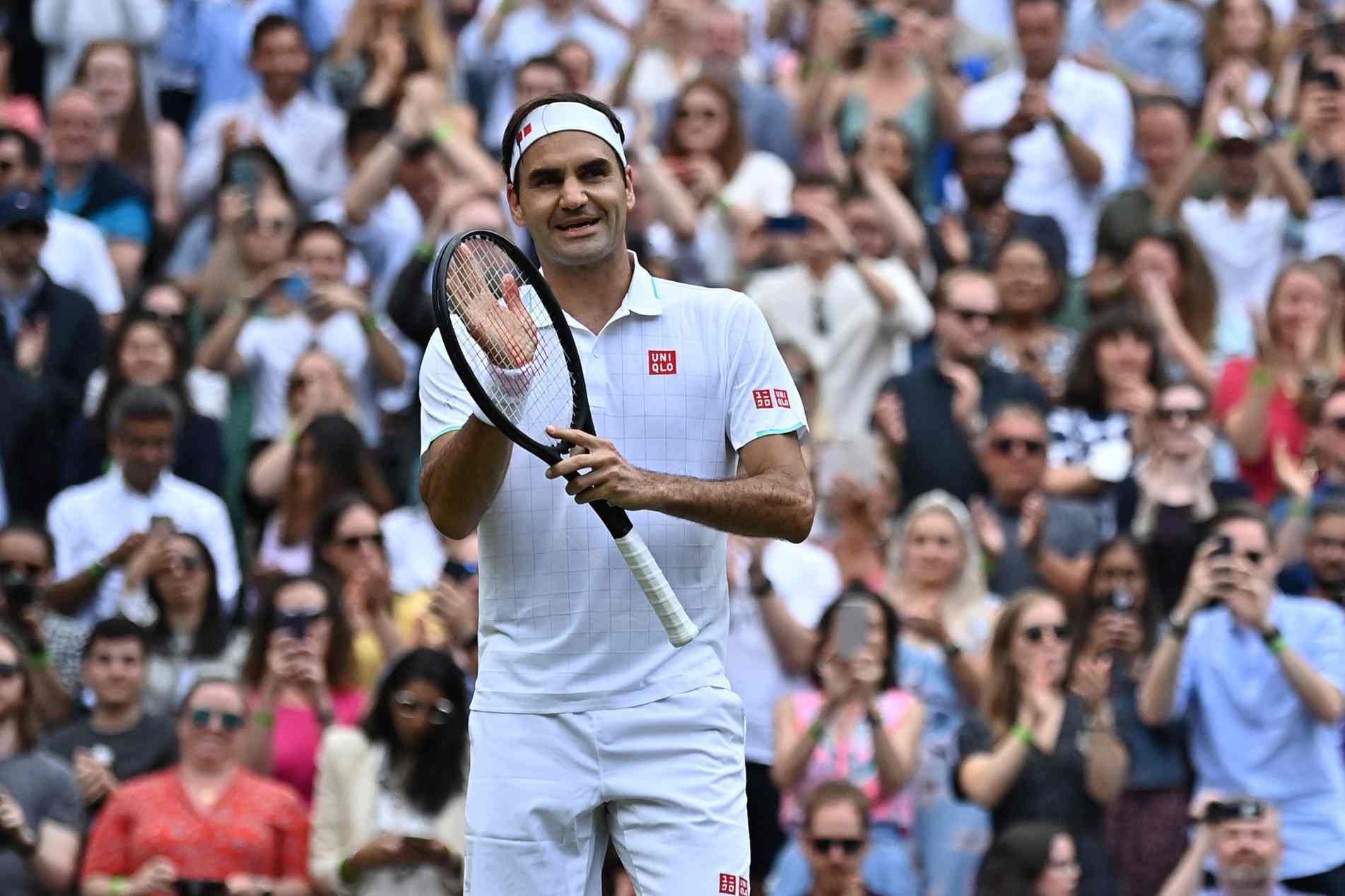 Federer perde set, mas vai às oitavas de Wimbledon pela 18ª vez na carreira