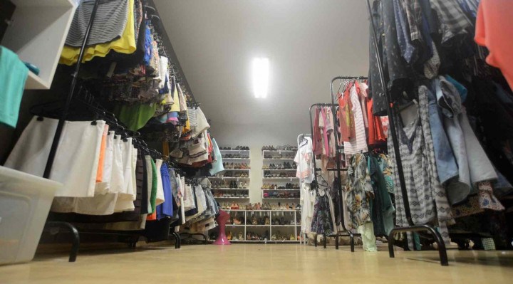 Lojas de roupas estão entre os segmentos mais afetados na pandemia desde o ano passado.