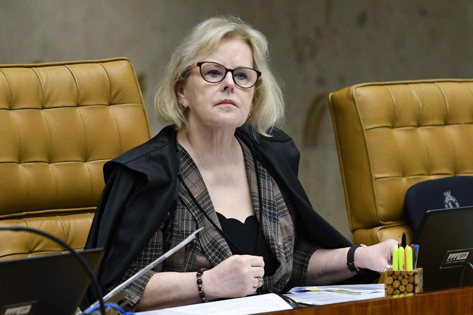 A ministra Rosa Weber não se convenceu da urgência para que o STF intervenha na tramitação da PEC