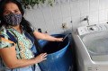 Reutilizar a água da máquina é uma forma ajudar o bolso e o meio ambiente, destaca Claudete Feketi. - MARCEL SCINOCCA 