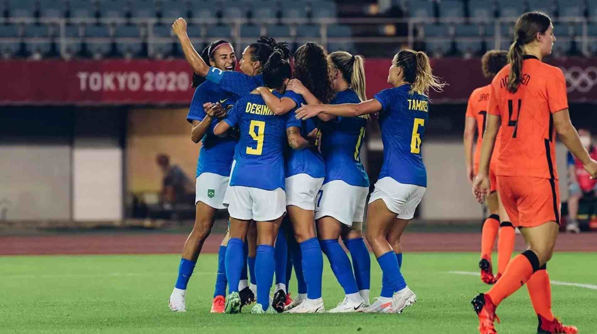 Seleção brasileira feminina de futebol empatou com a Holanda por 3 a 3.