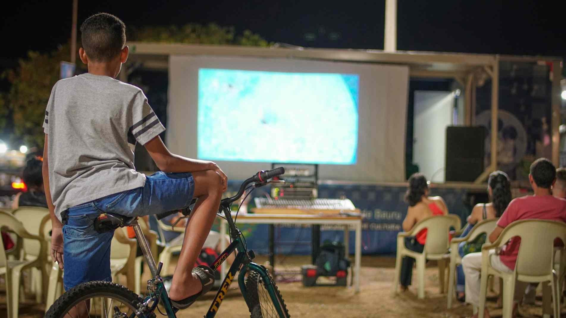 Em 2019 festival foi para a praça para democratizar a cultura.