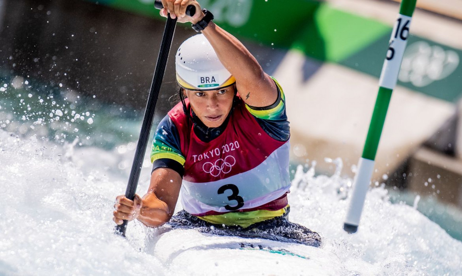 28.07.2021 - Jogos Olímpicos Tóquio 2020 - Tóquio - Kasai Canoe Slalom Park - Na foto Ana Satilá do Time Brasil durante as eliminatórias da categoria C1 da canoagem slalom. Foto: Míriam Jeske/COB