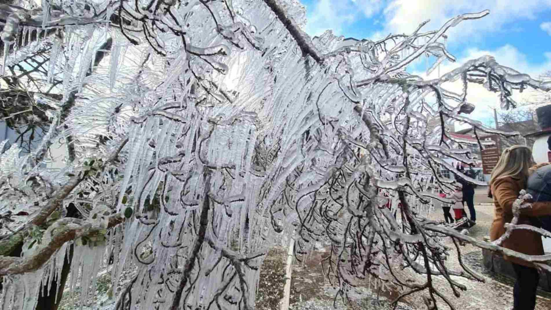 Temperatura pode chegar 8 graus negativos e atrai turistas.