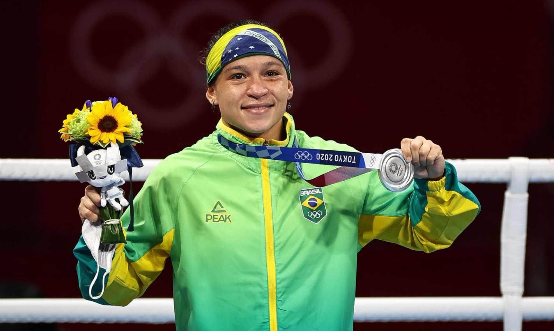 Bia Ferreira fez história ao conquistar a medalha de prata no boxe