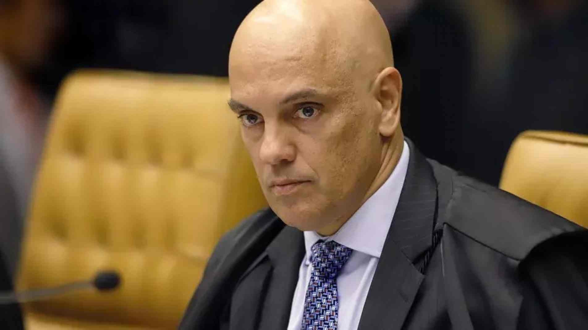 Apenas o pedido contra Alexandre de Moraes foi entregue até o momento.