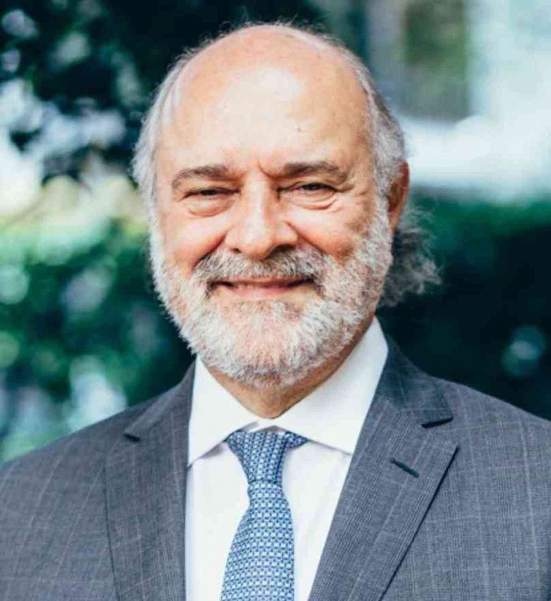 Paulo Sérgio João.