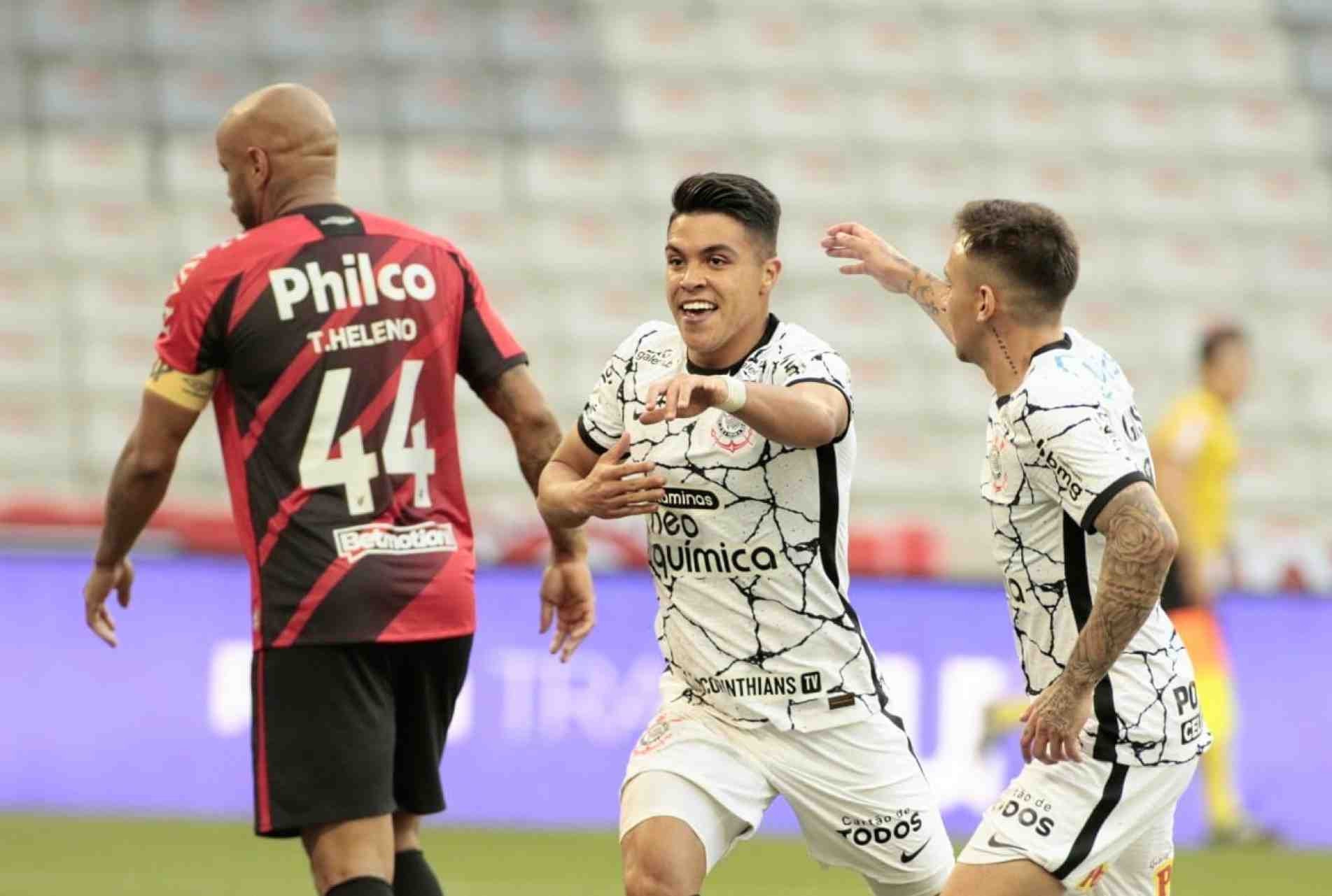 Roni fez o gol da vitória sobre o Athletico-PR.