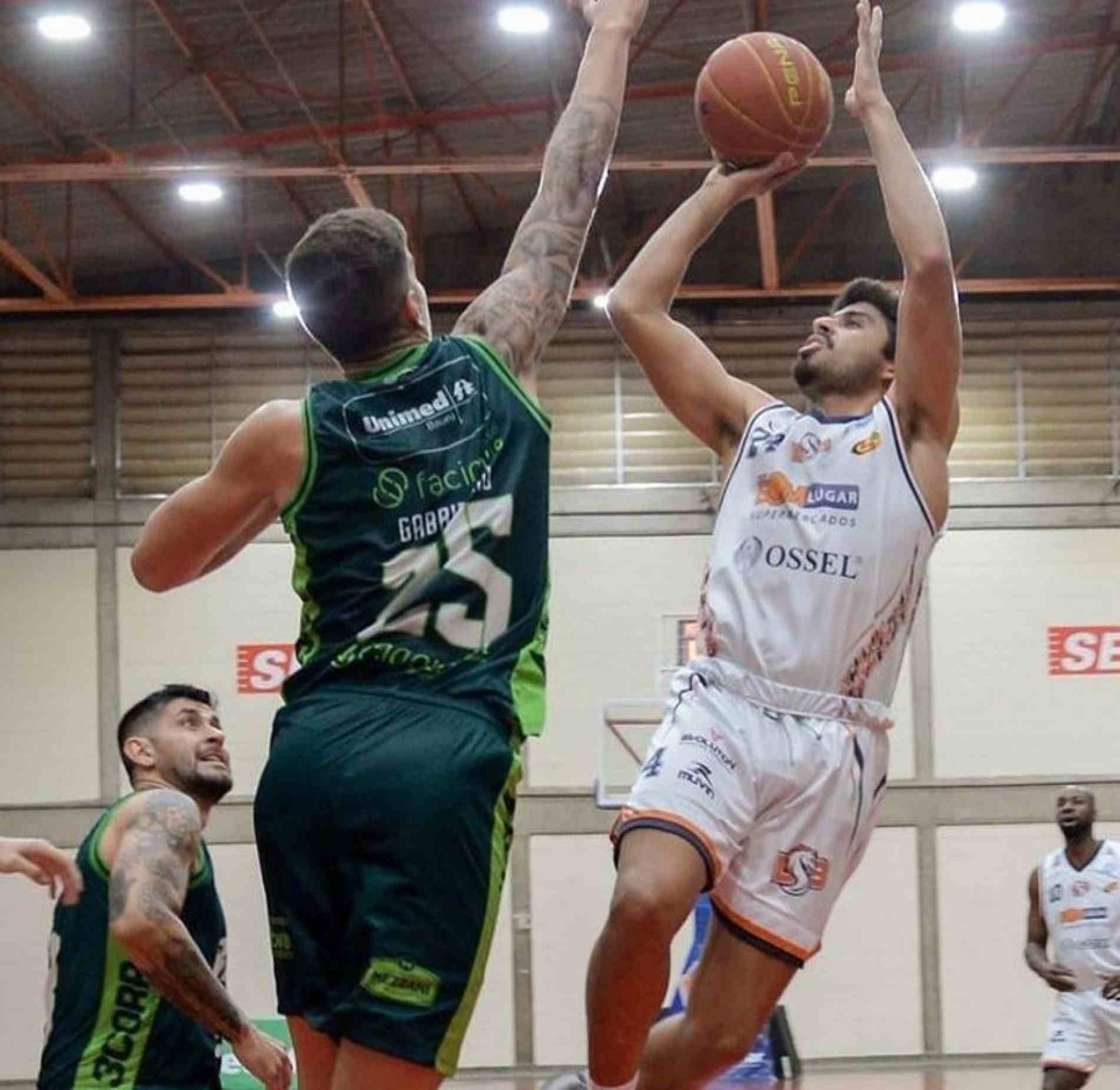 Equipe perdeu as cinco primeiras partidas.