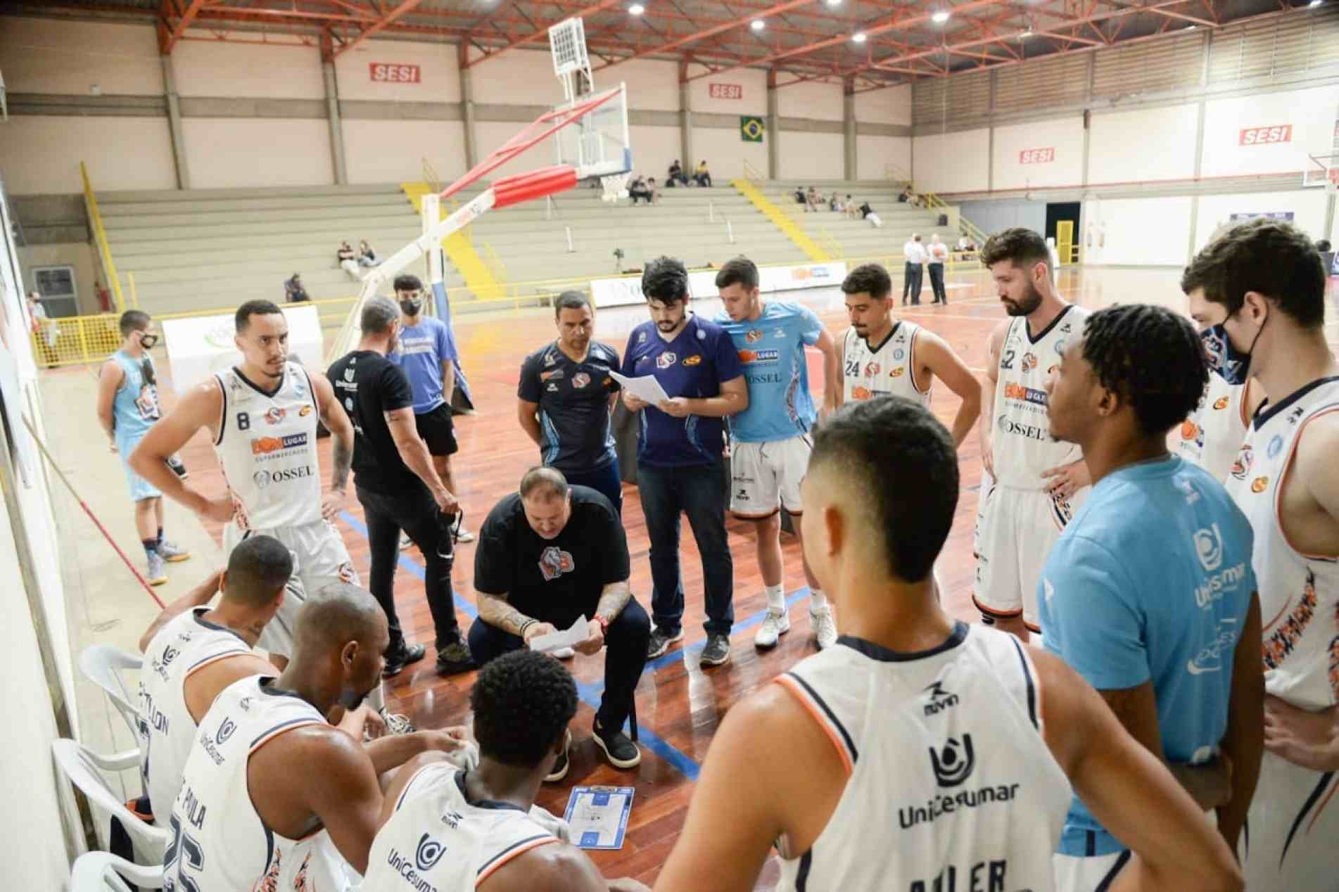 Equipe está na lanterna da competição.