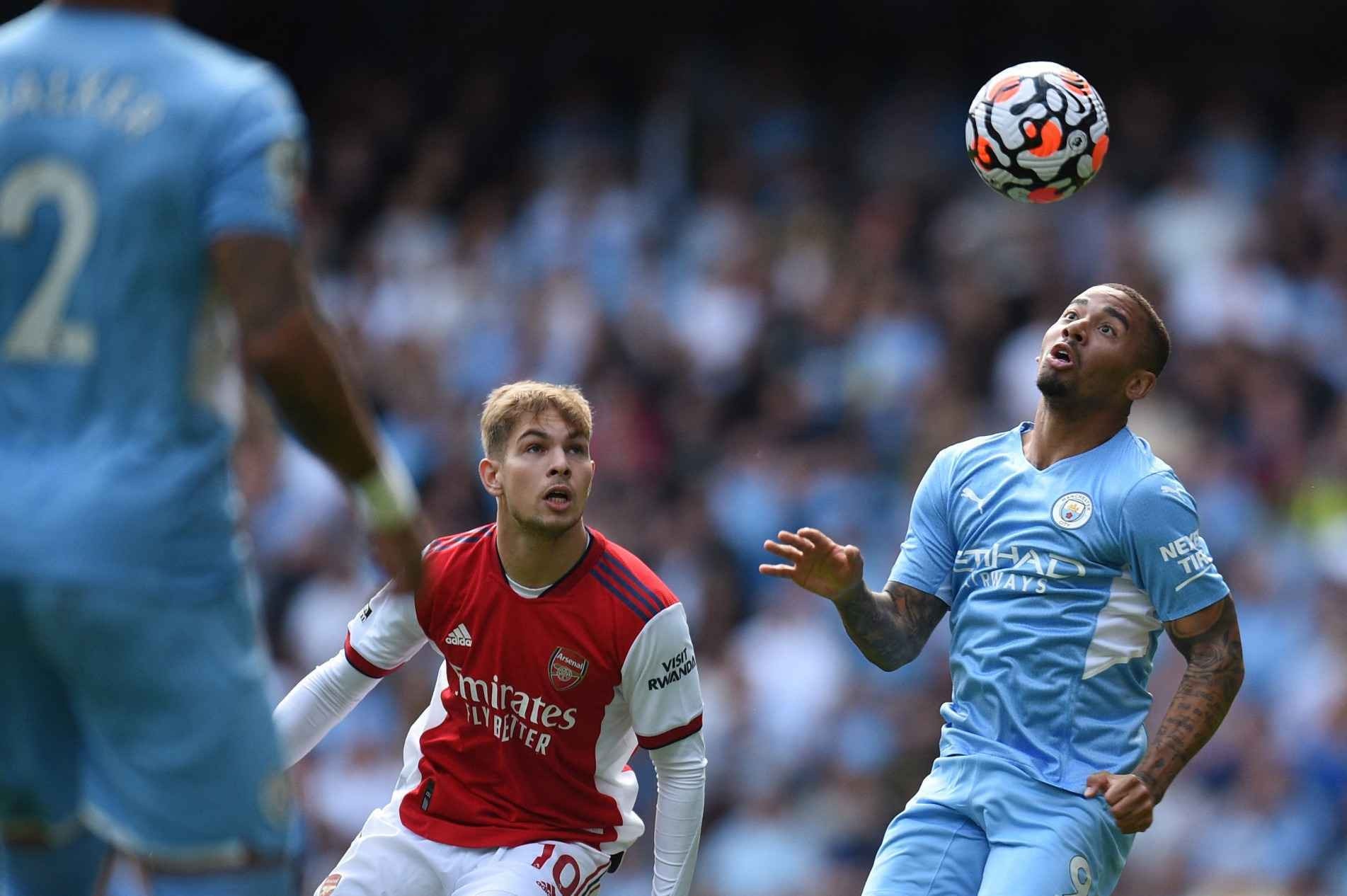 Gabriel Jesus marcou um dos gols do City sobre o Arsenal neste sábado