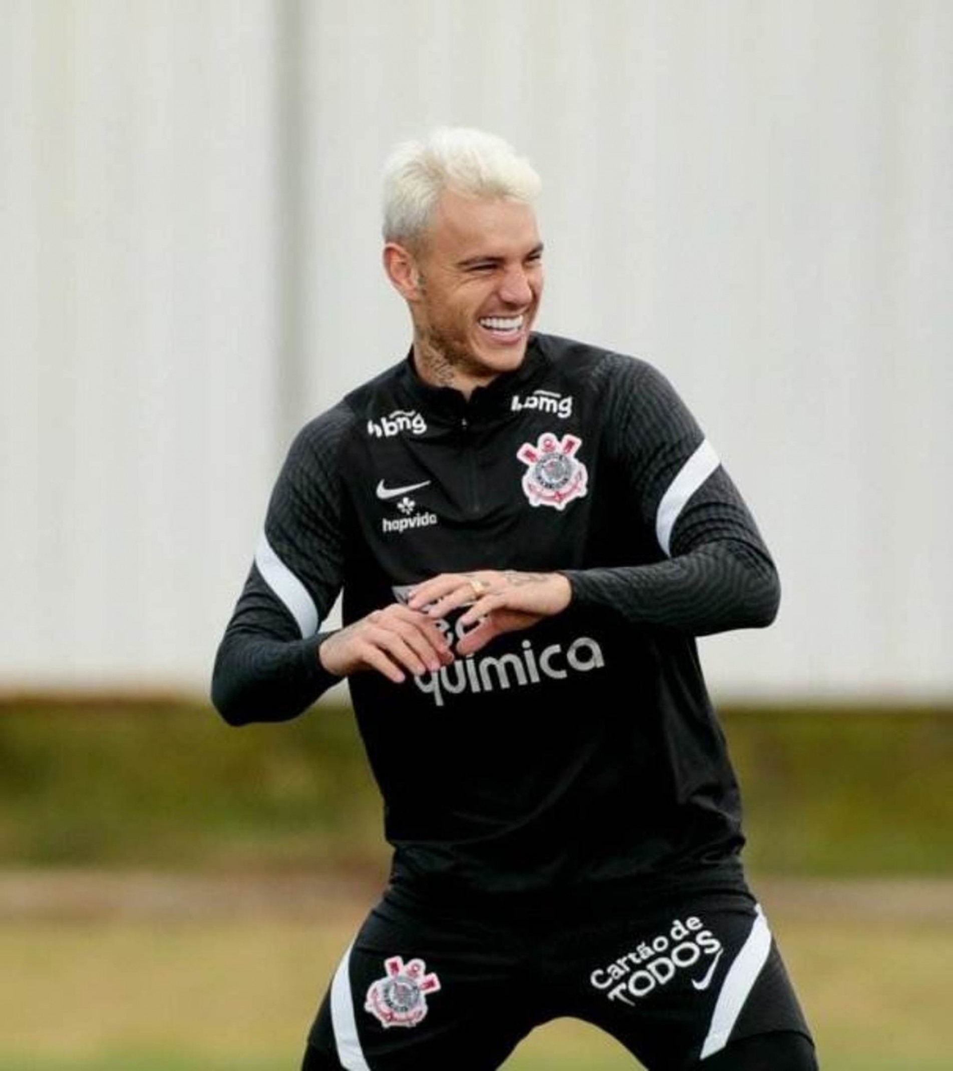 Róger Guedes em treino pelo Corinthians.