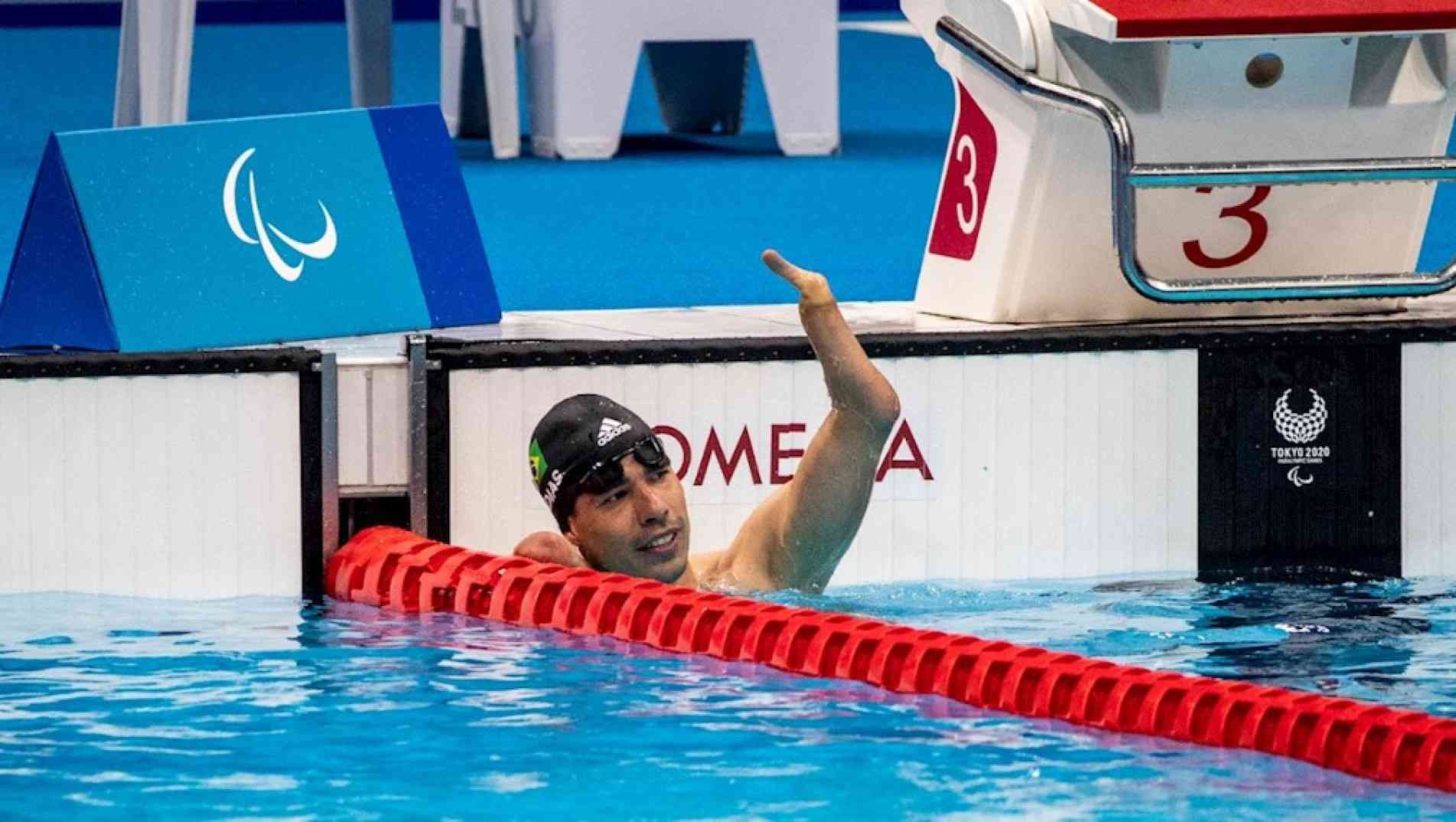 Daniel Dias acabou em quarto lugar nesta quarta em seu adeus às piscinas