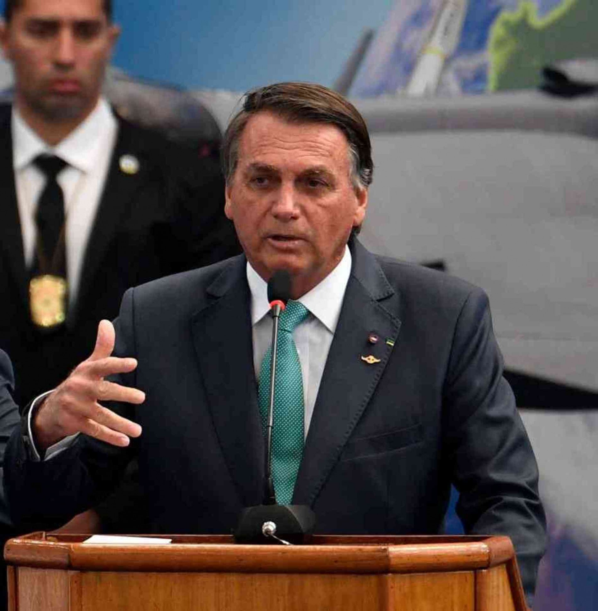 Bolsonaro reconheceu discursos acima do tom nos atos de terça-feira
