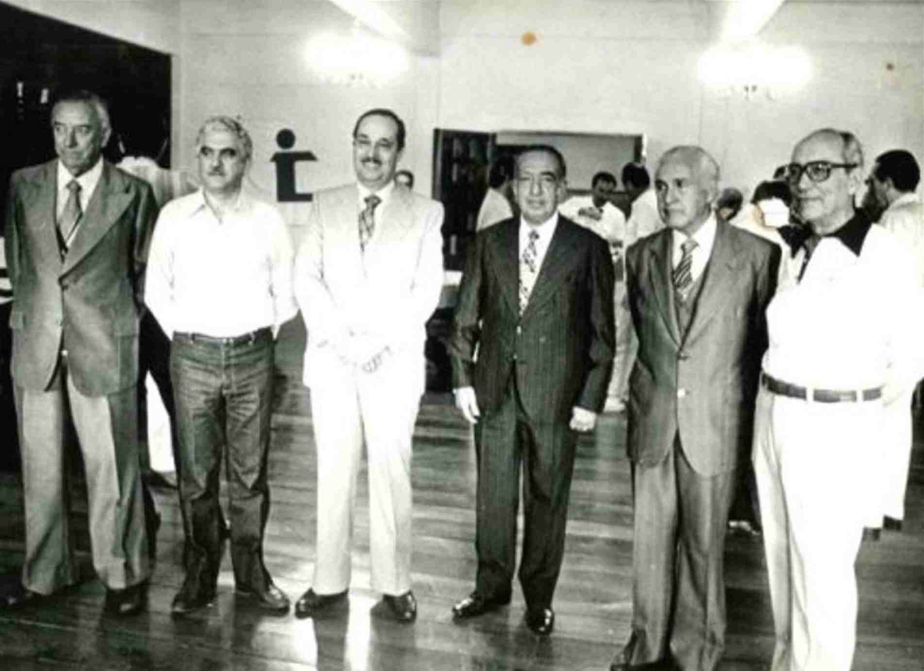 Em 1981 os ex-presidentes do clube reunidos: Nivaldo Mascarenhas, Ubirajara Batista Ferreira, Dirceu Doretto, Ophir Mastrandea, Divo Barsotti e Mário Inglez de Souza.