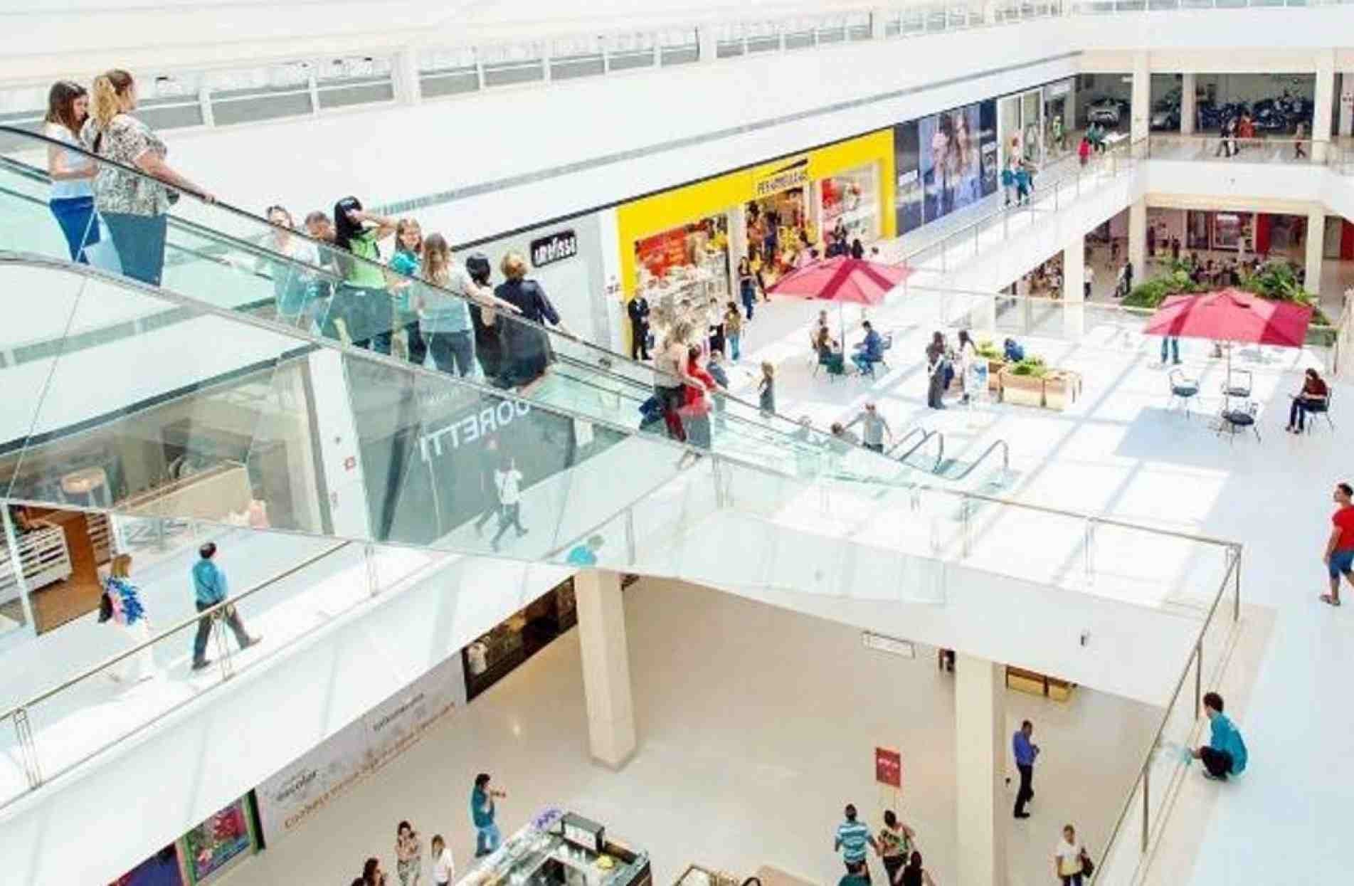  As vendas de Natal nos shoppings devem crescer 19% neste ano, na comparação com 2020