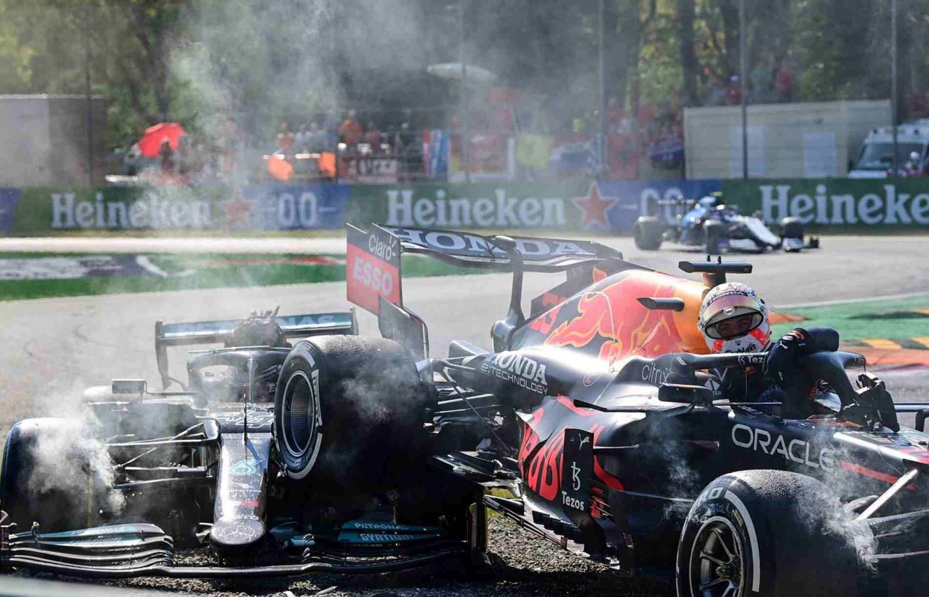 Verstappen e Hamilton já bateram duas vezes na temporada.