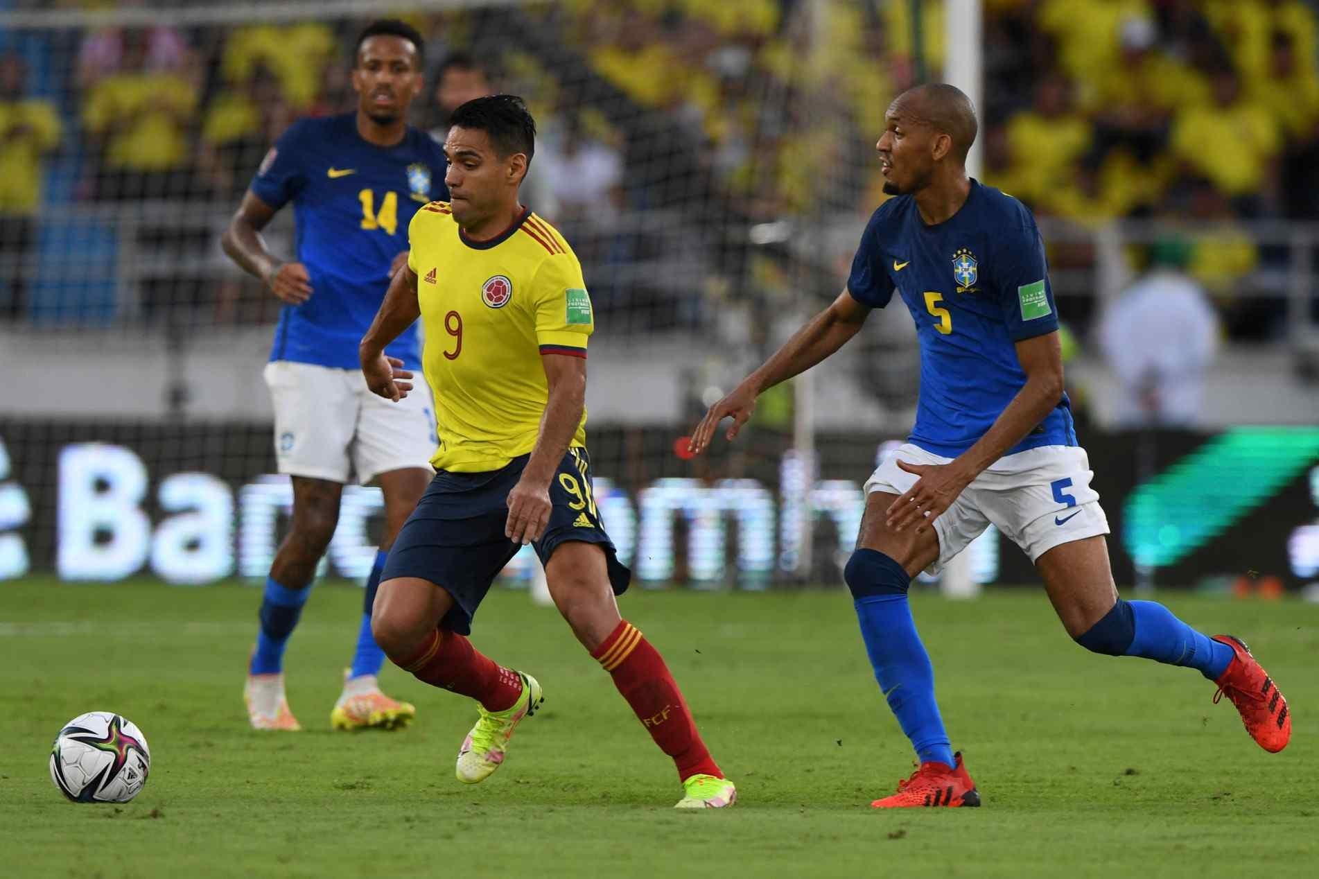 Fabinho aprovou sua atuação contra a Colômbia.