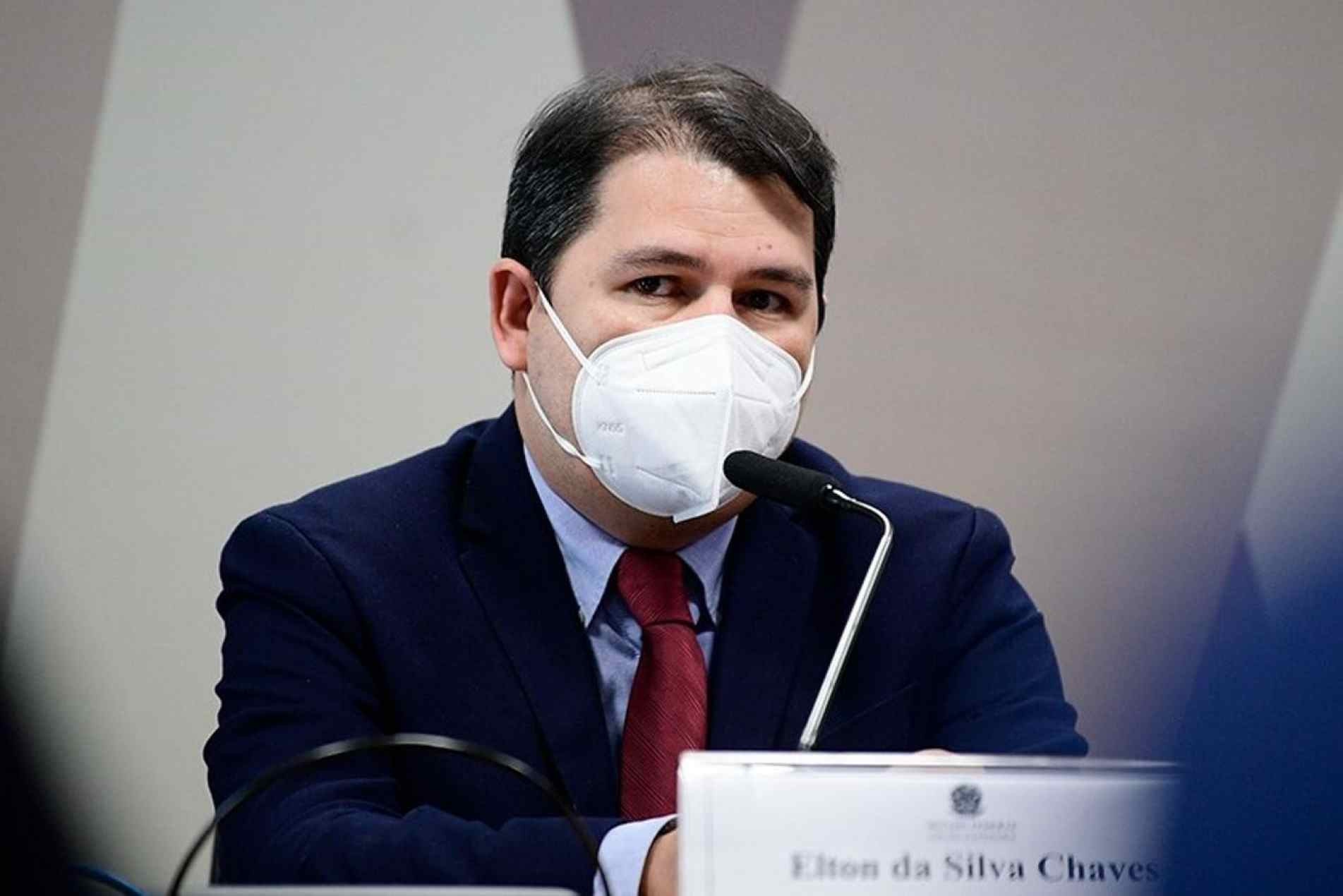 Elton da Silva Chaves.