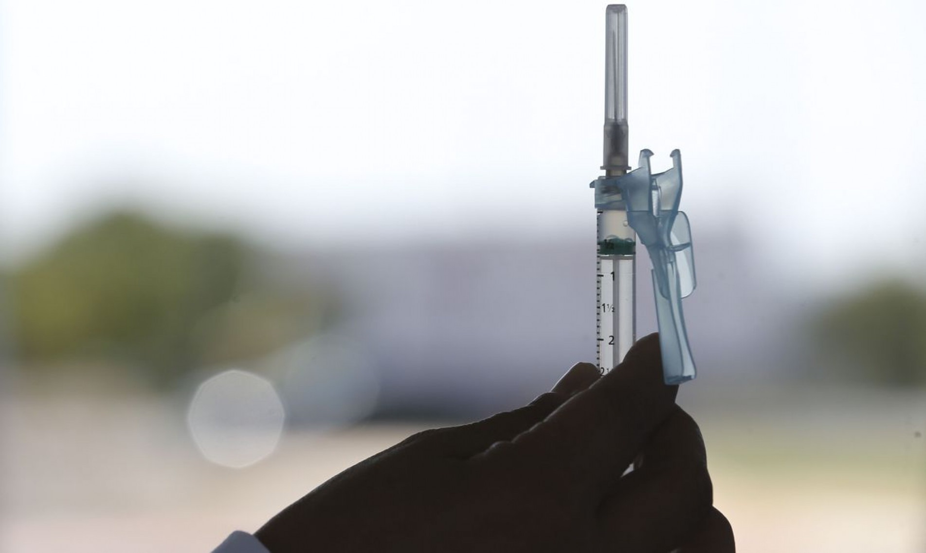 Sorocaba realiza 3ª dose da vacina contra a Covid-19 nesta segunda-feira (8)
