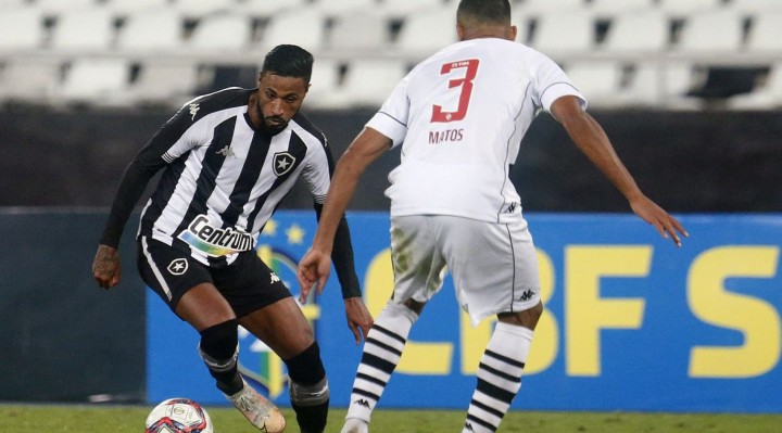  No tradicional clássico carioca, Vasco e Botafogo buscam somar pontos que possam ajudar as equipes a alcançar o acesso à Série A