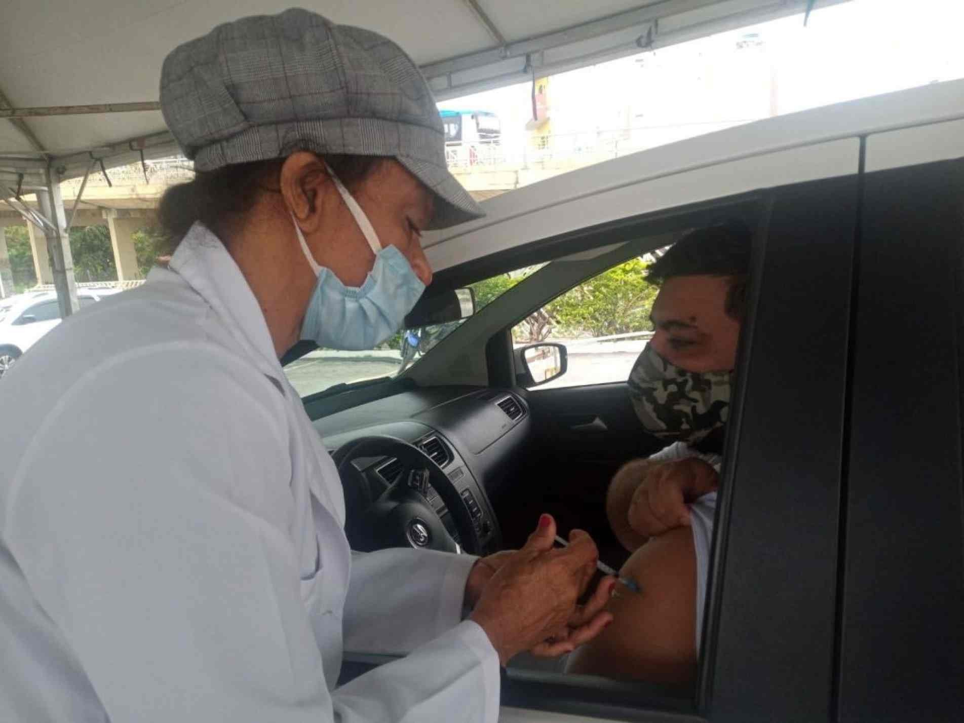 Sorocaba realiza vacinação da 2ª dose da CoronaVac/Butantan nesta quinta-feira (11) em pessoas que tomaram a 1ª aplicação até 14 de outubro.