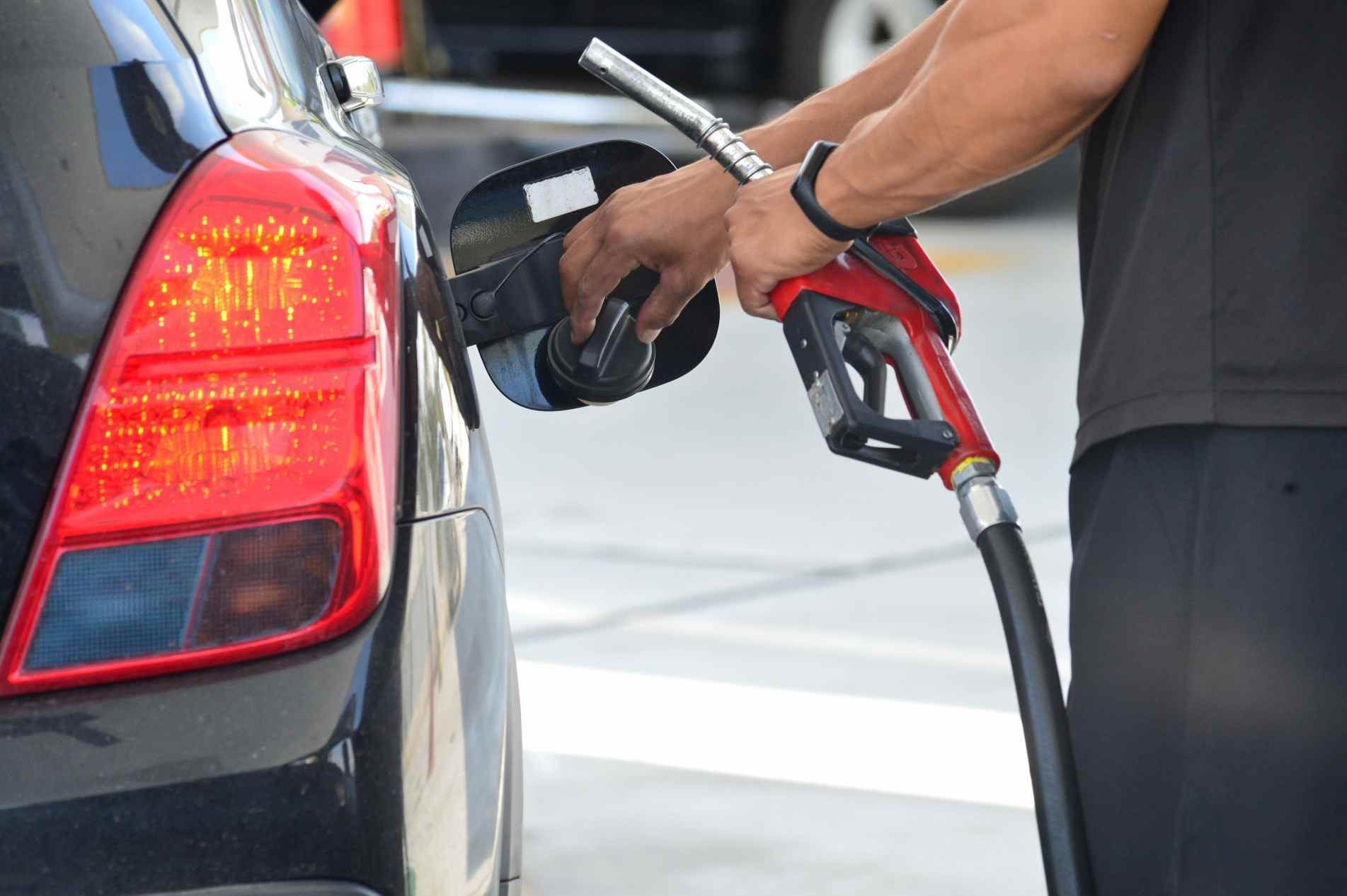 Preços dos combustíveis ficam estáveis