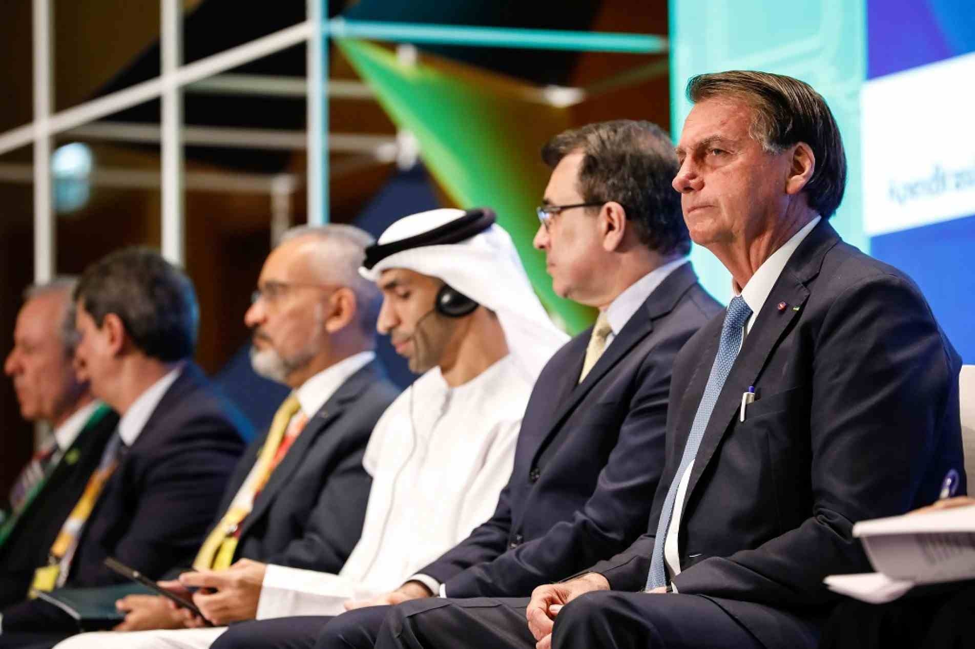 Jair Bolsonaro deu entrevista durante a Expo Dubai, nos Emirados Árabes Unidos