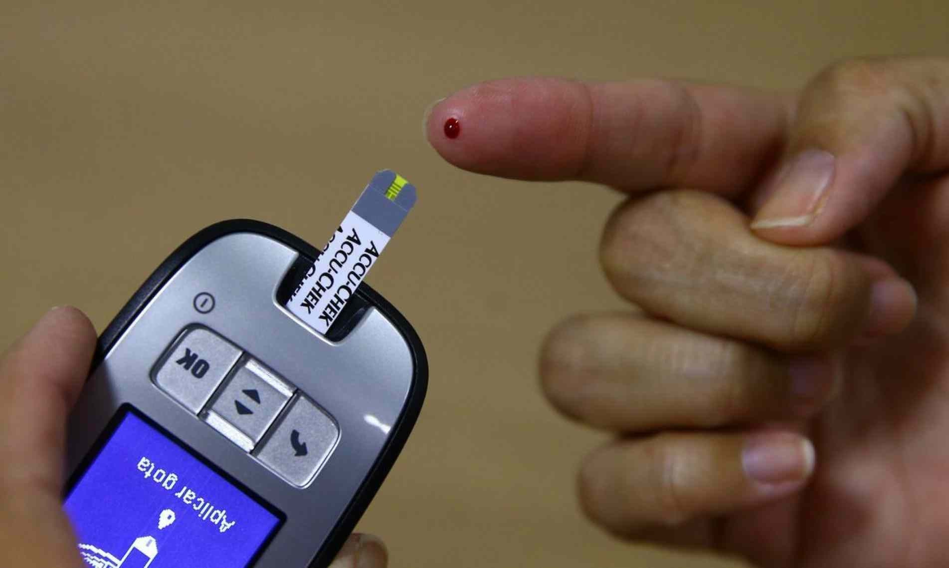 O teste de insulina é importante para diagnosticar o diabetes; no Brasil, estima-se que a cada dois pacientes, um não sabe que tem a doença.