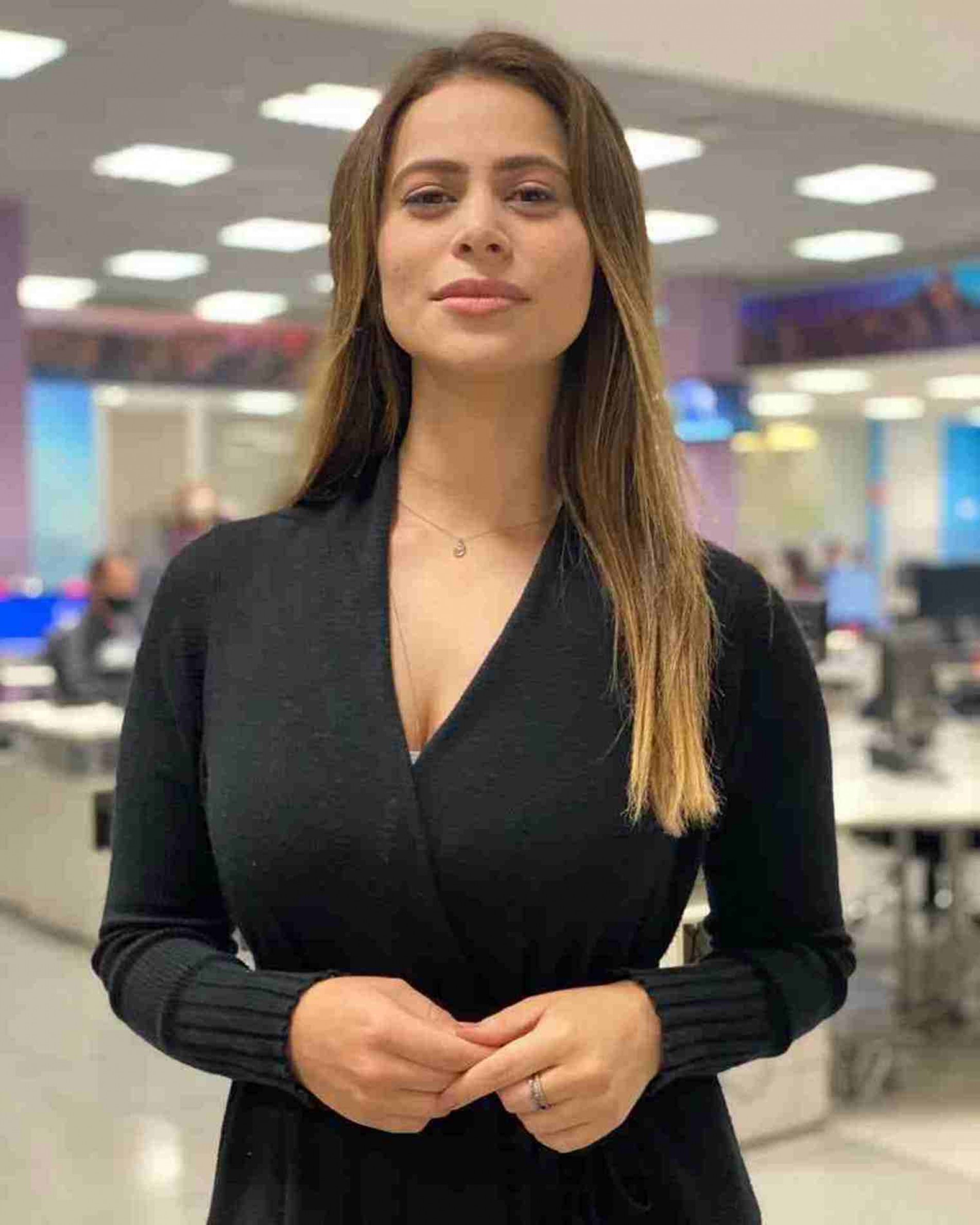 Fernanda Arantes, repórter esportiva do SBT.