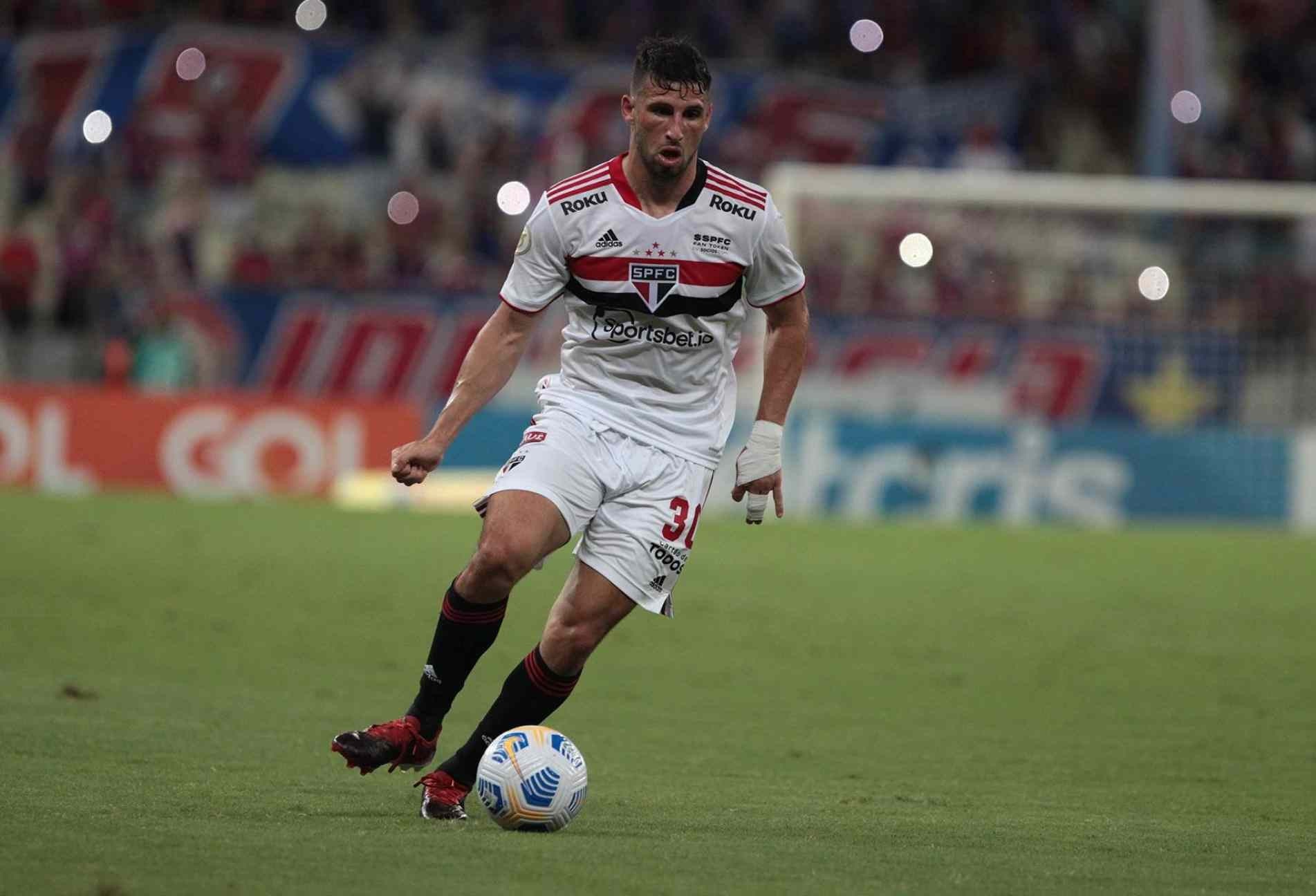 Atacante argentino cumpriu suspensão  contra o Palmeiras.