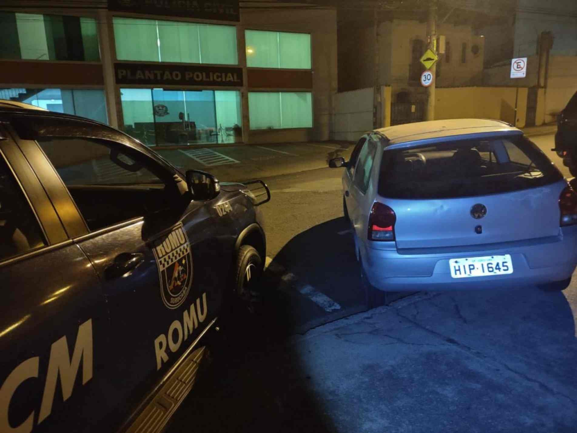GCM detém homem por receptação de carro furtado na madrugada deste domingo (21).