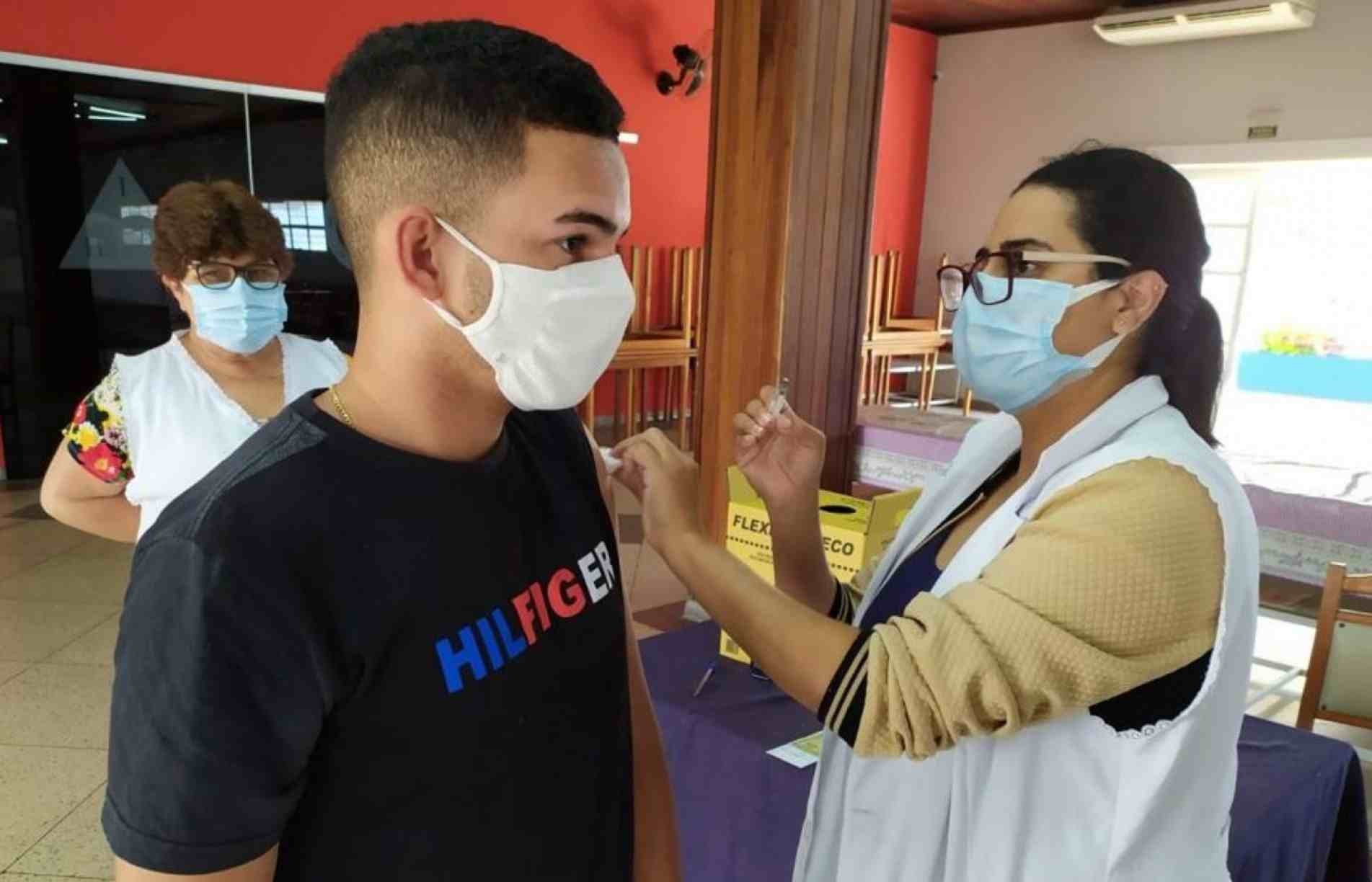 As campanhas de vacinação contra a Covid-19 e a gripe continuam nesta semana em Sorocaba