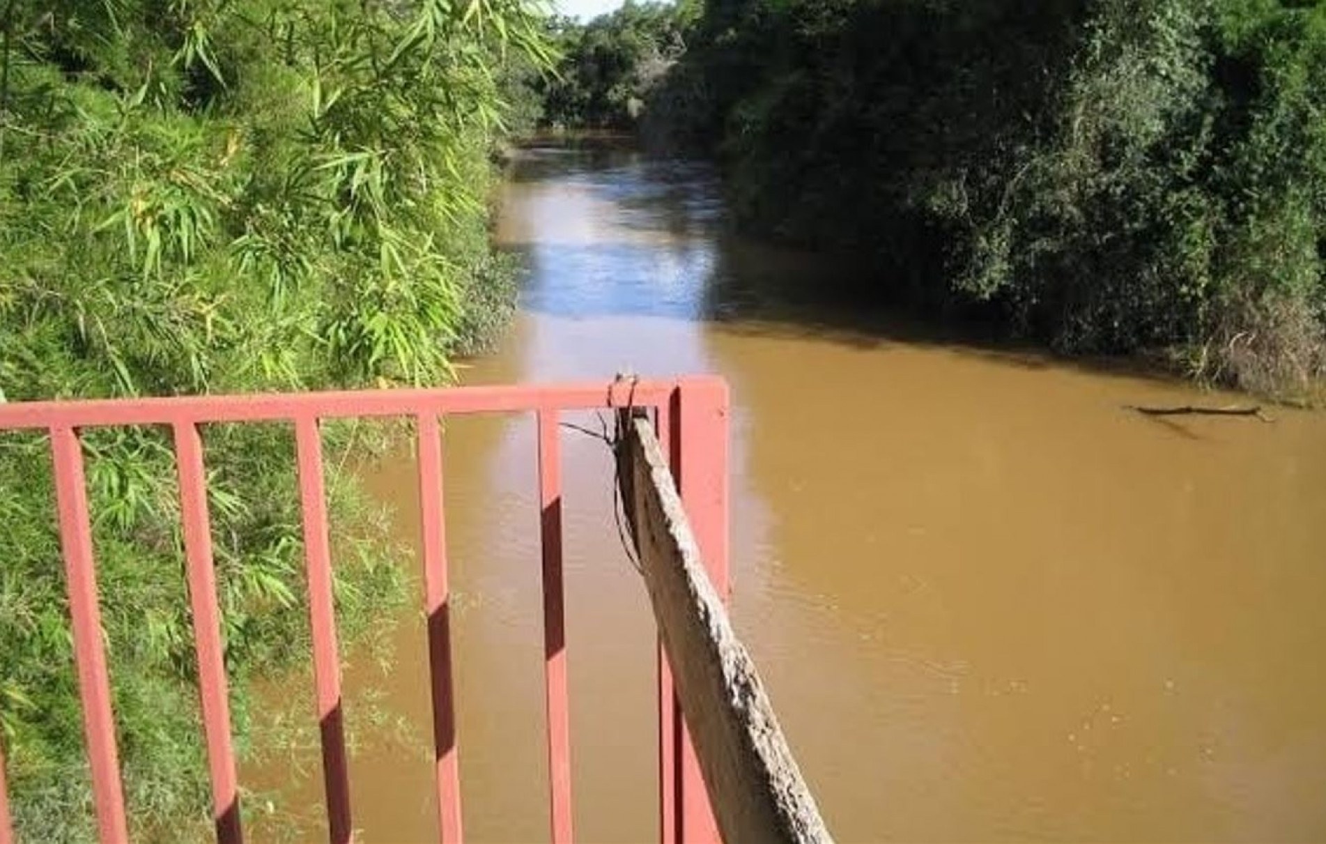 Prefeitura notificou MP sobre os serviços da Sabesp, que capta água do rio Sarapuí.